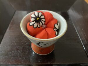 針山／ピンクッション（赤）